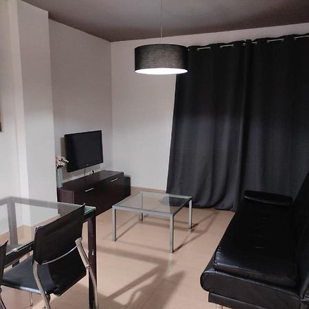 Apartamentos 16:9 Suites 알메리아 외부 사진
