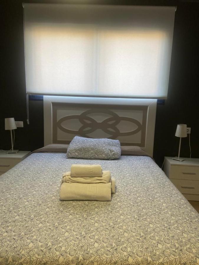 Apartamentos 16:9 Suites 알메리아 외부 사진
